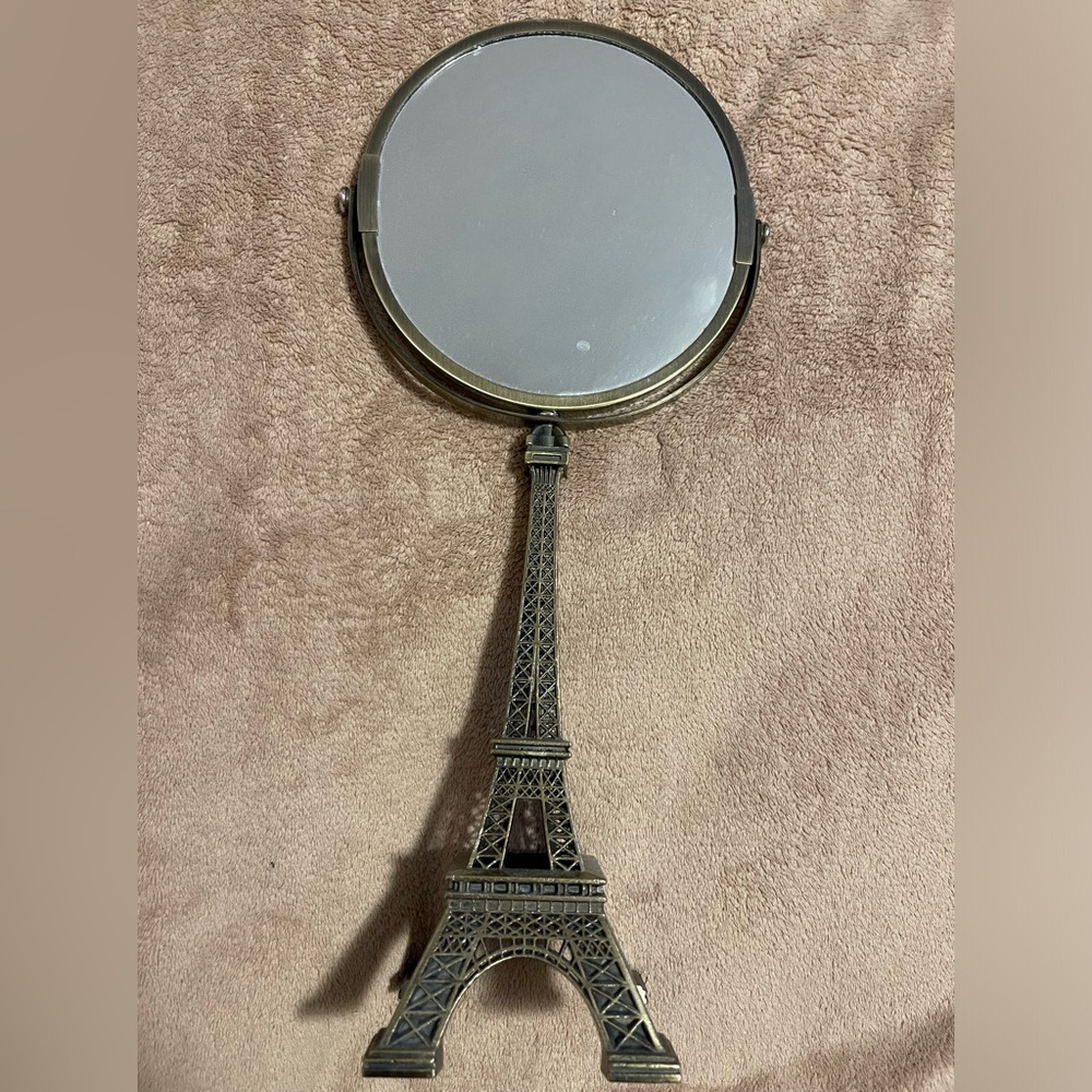 Eiffel tower stand up mirror